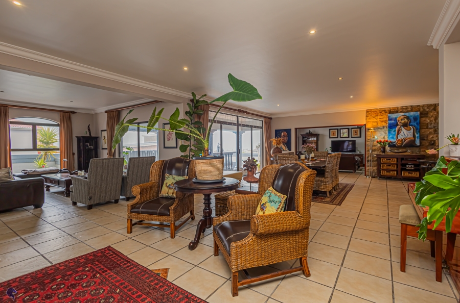 4 Bedroom Property for Sale in Myburgh Park Western Cape